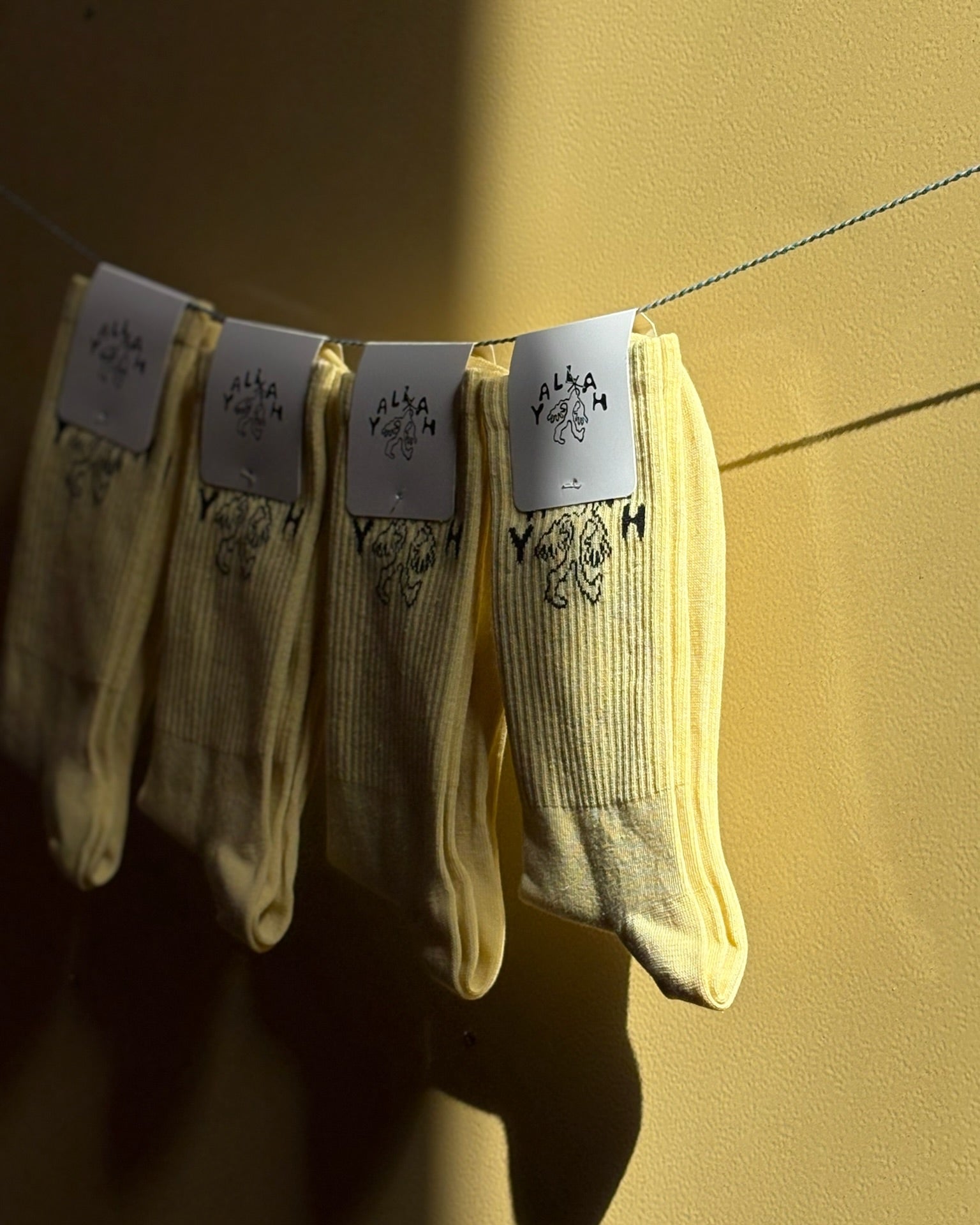 Yallah Socks - Butter Yellow